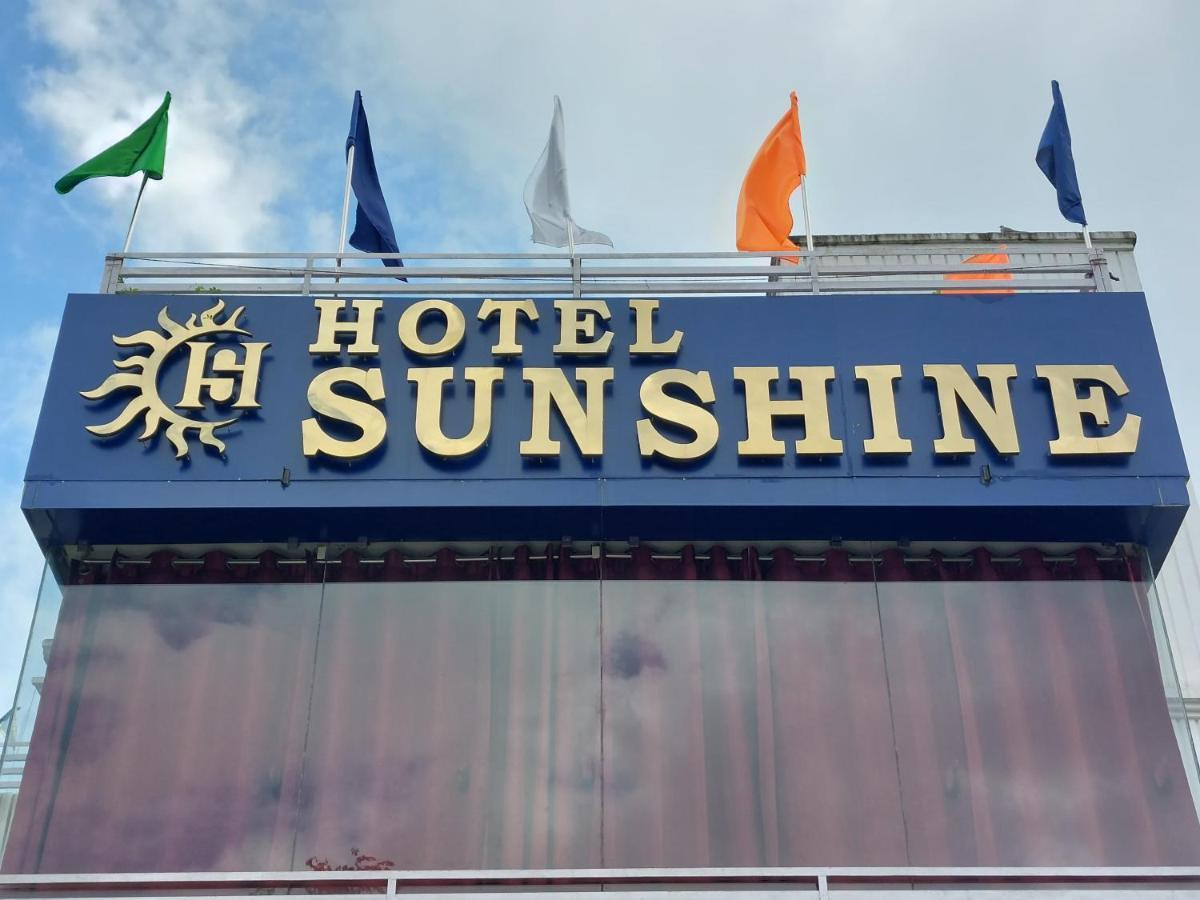 Hotel Sunshine & Restaurant Purnia Buitenkant foto