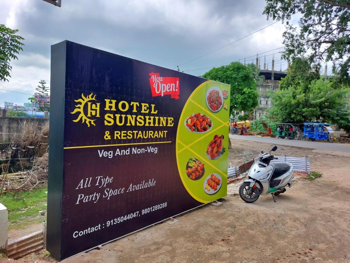 Hotel Sunshine & Restaurant Purnia Buitenkant foto